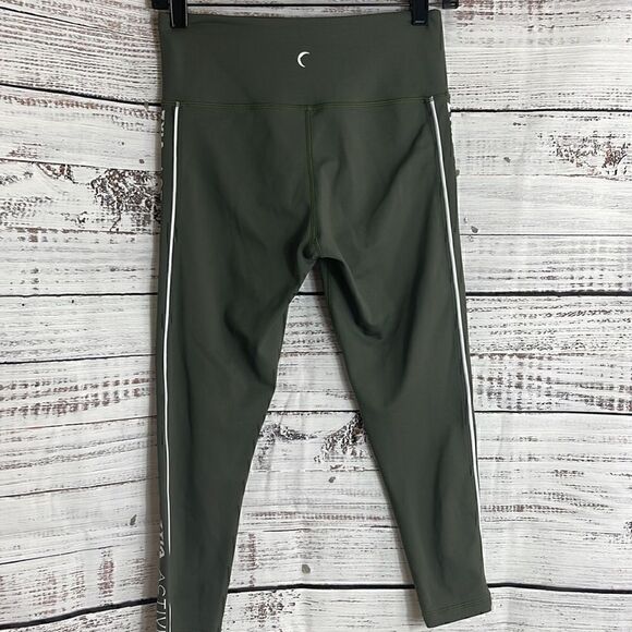 Zaya  cropped logo leggings womens Size 4 pull on active running army Green - Picture 6 of 9
